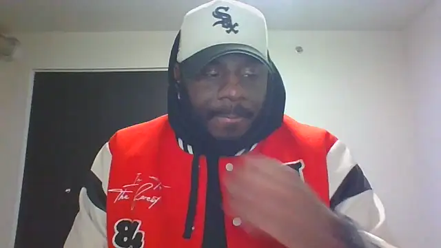 Stayinalive1992 online show from March 13, 2:51 am