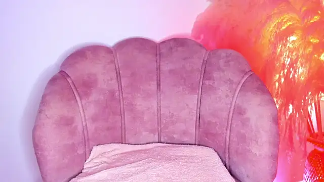 amelie murphy  online show from February 1, 1:02 am