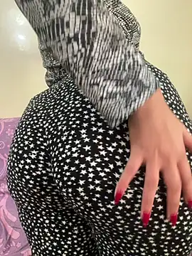 Snapshot of Layla-daloua chatting on March 26, 5:07 pm Layla-daloua online show from March 26, 5:07 pm