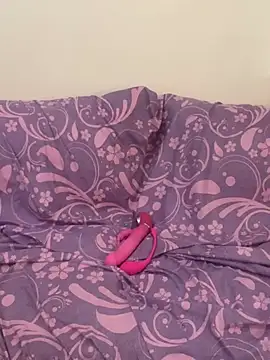 Snapshot of Layla-daloua chatting on March 27, 5:12 pm Layla-daloua online show from March 27, 5:12 pm