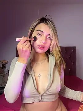 Hayley A02 online show from November 14, 3:33 pm