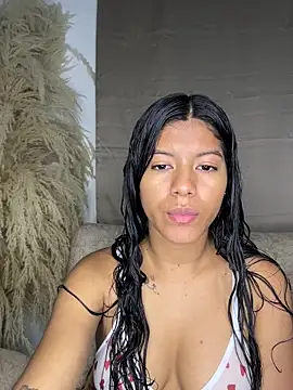 NiaBlanco online show from December 4, 3:38 am