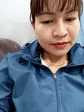Snapshot of AssAsiancute chatting on February 9, 12:19 pm AssAsiancute online show from February 9, 12:19 pm