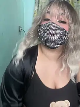 Snapshot of belquiis chatting on February 17, 11:53 pm belquiis online show from February 17, 11:53 pm