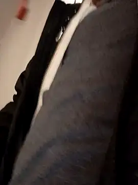 Snapshot of QcMisterv13 chatting on February 25, 5:52 am QcMisterv13 online show from February 25, 5:52 am