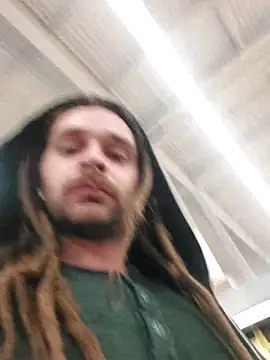 Snapshot of QcMisterv13 chatting on October 2, 1:18 pm QcMisterv13 online show from October 2, 1:18 pm