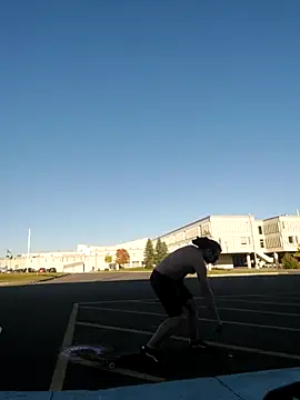 Snapshot of QcMisterv13 chatting on October 4, 9:02 pm QcMisterv13 online show from October 4, 9:02 pm