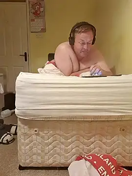 nofacewanker online show from July 18, 3:54 am