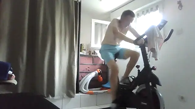 naturiste974 online show from June 25, 5:12 am