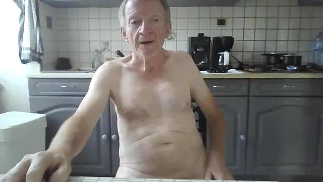naturiste974 online show from June 26, 5:28 pm