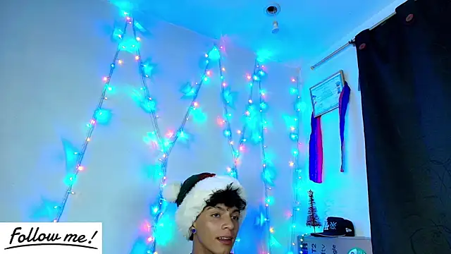 twink sebas  online show from December 30, 1:04 am