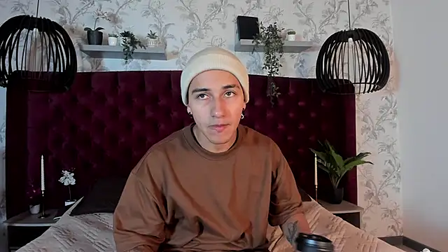 Andy Joy  online show from November 18, 11:14 am