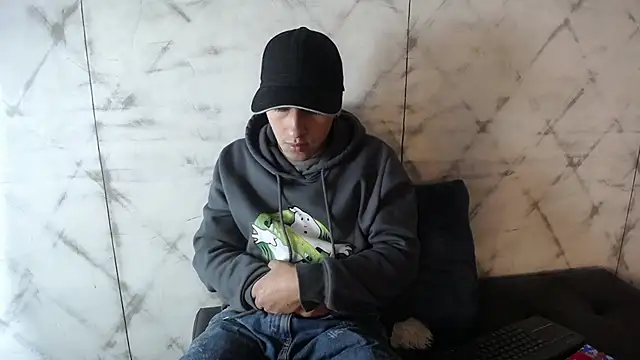 Andy Joy  online show from November 19, 11:21 am