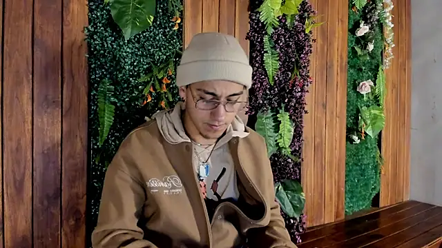 Andy Joy  online show from January 19, 11:14 am