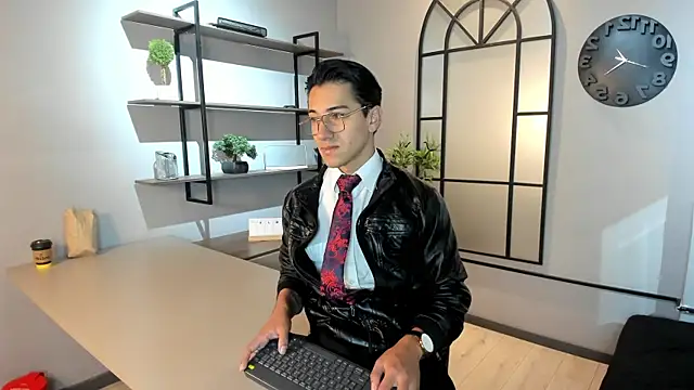 Snapshot of Andy_Joy_ chatting on May 18, 11:49 am Andy Joy online show from May 18, 11:49 am