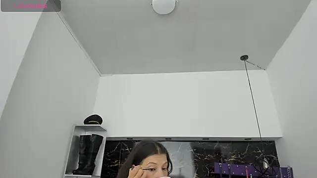 Snapshot of Kathia_Armstrong chatting on December 24, 12:22 pm Kathia Armstrong online show from December 24, 12:22 pm