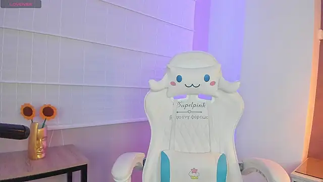 Snapshot of Amber_villalobos_ chatting on March 14, 3:48 am Amber villalobos online show from March 14, 3:48 am