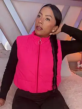 Snapshot of Amber_villalobos_ chatting on October 3, 4:31 am Amber villalobos online show from October 3, 4:31 am