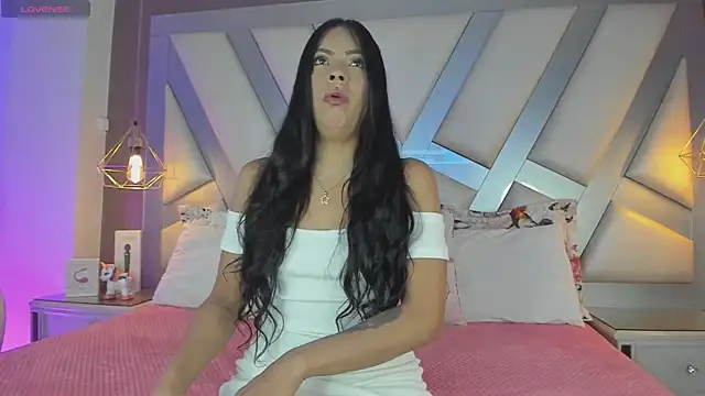 Snapshot of Amber_villalobos_ chatting on November 13, 8:52 pm Amber villalobos online show from November 13, 8:52 pm