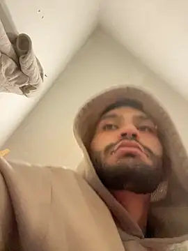 Snapshot of openmind_boy chatting on September 14, 3:22 pm openmind boy online show from September 14, 3:22 pm