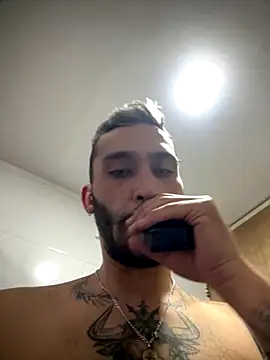 Snapshot of openmind_boy chatting on November 11, 2:50 pm openmind boy online show from November 11, 2:50 pm