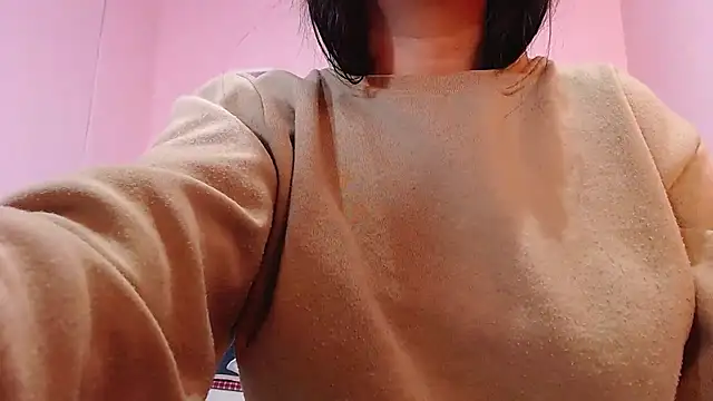 Snapshot of CarolineBrunx chatting on February 26, 11:41 am CarolineBrunx online show from February 26, 11:41 am