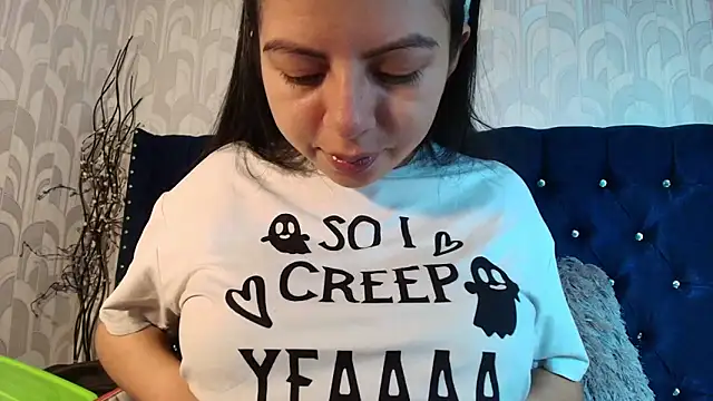 CarolineBrunx online show from February 20, 2:41 am