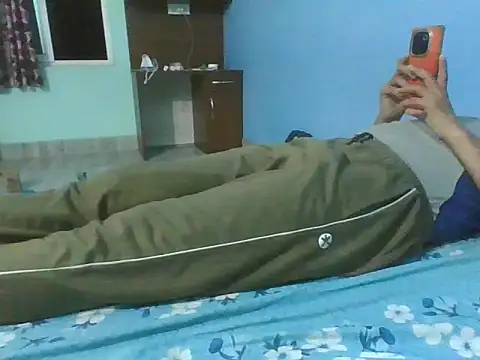 Ishan003 online show from October 16, 4:19 pm