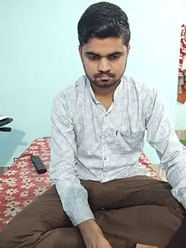 Ishan003 online show from July 3, 7:04 am