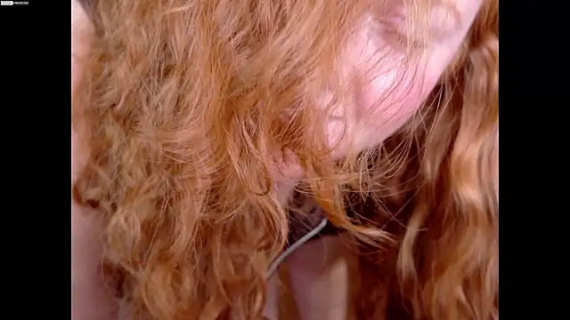 Snapshot of Scarlettredff chatting on November 27, 4:58 am Scarlettredff online show from November 27, 4:58 am