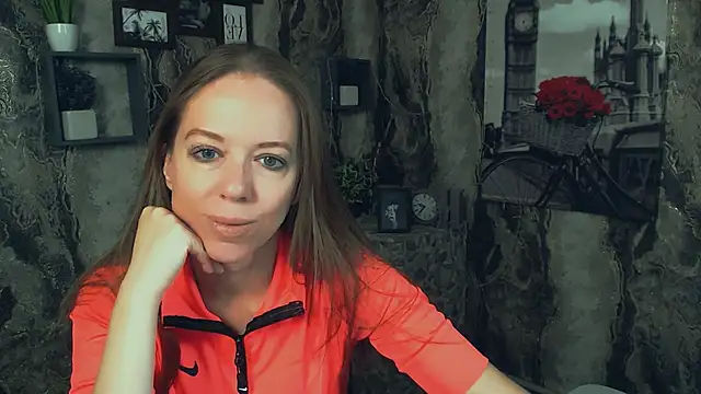GloriaSi  online show from August 2, 4:00 am