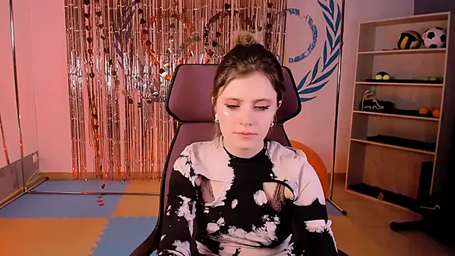 LolaAsmus online show from February 27, 2:32 pm