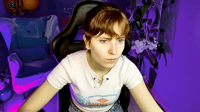 LolaAsmus online show from October 23, 5:18 am