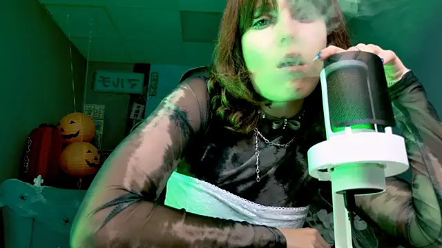 LolaAsmus online show from October 31, 6:47 am