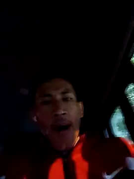 Snapshot of your_chiru chatting on December 18, 11:44 pm your chiru online show from December 18, 11:44 pm