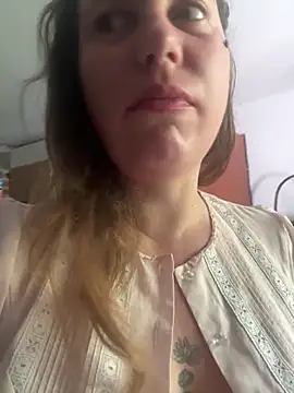 Snapshot of Yanacool007 chatting on September 21, 7:43 am Yanacool007 online show from September 21, 7:43 am