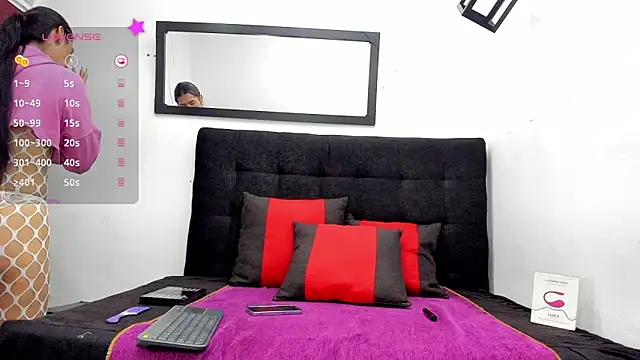 brittany williams  online show from January 11, 12:18 pm