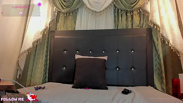 brittany williams  online show from July 21, 12:40 pm
