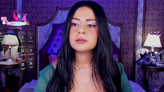 SoffiQueen online show from March 14, 1:38 pm