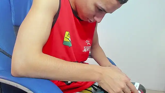 Snapshot of JackSwan18 chatting on November 26, 7:48 pm JackSwan18 online show from November 26, 7:48 pm