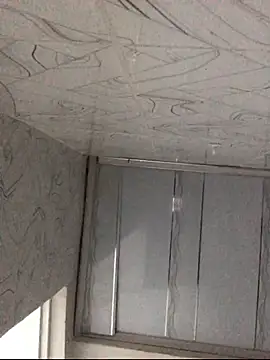 Snapshot of JackSwan18 chatting on December 1, 1:21 am JackSwan18 online show from December 1, 1:21 am