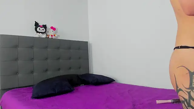 petty effy online show from January 15, 5:58 pm