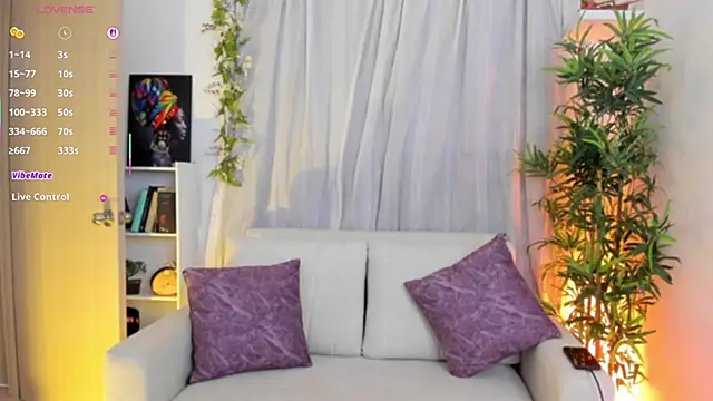 Snapshot of natty_romanof_18 chatting on July 1, 11:56 am natty romanof 18 online show from July 1, 11:56 am