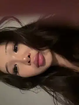 Snapshot of Mia_Meow_ chatting on February 20, 2:35 pm Mia Meow online show from February 20, 2:35 pm