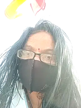 heenage online show from January 15, 9:45 am