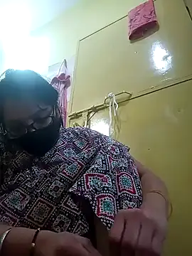 heenage online show from January 31, 8:54 am