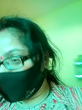 heenage online show from February 15, 9:27 am