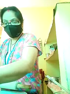 heenage online show from February 25, 5:52 am