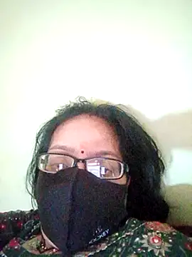 heenage online show from February 26, 10:36 am