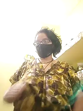 heenage online show from February 28, 3:04 pm